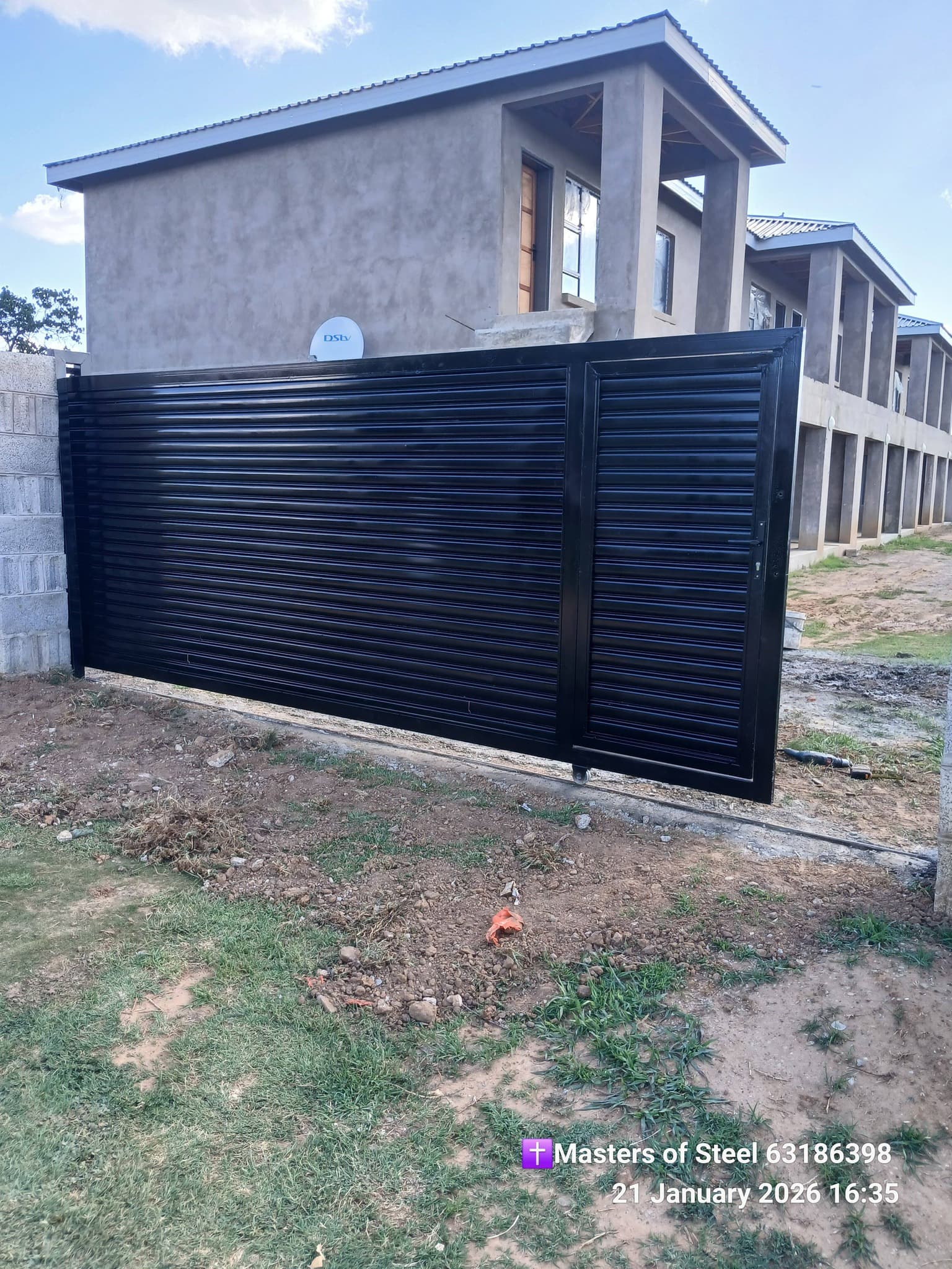 Steel and Aluminum Gates 5